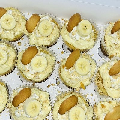 Dozen Specialty Cupcakes 