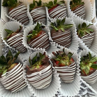 Basic Chocolate Covered Strawberries 