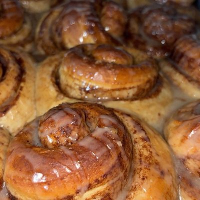 Pack Of 6 Cinnamon Rolls 