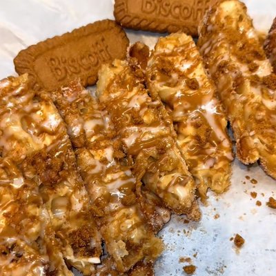 Cheesecake Egg Rolls 