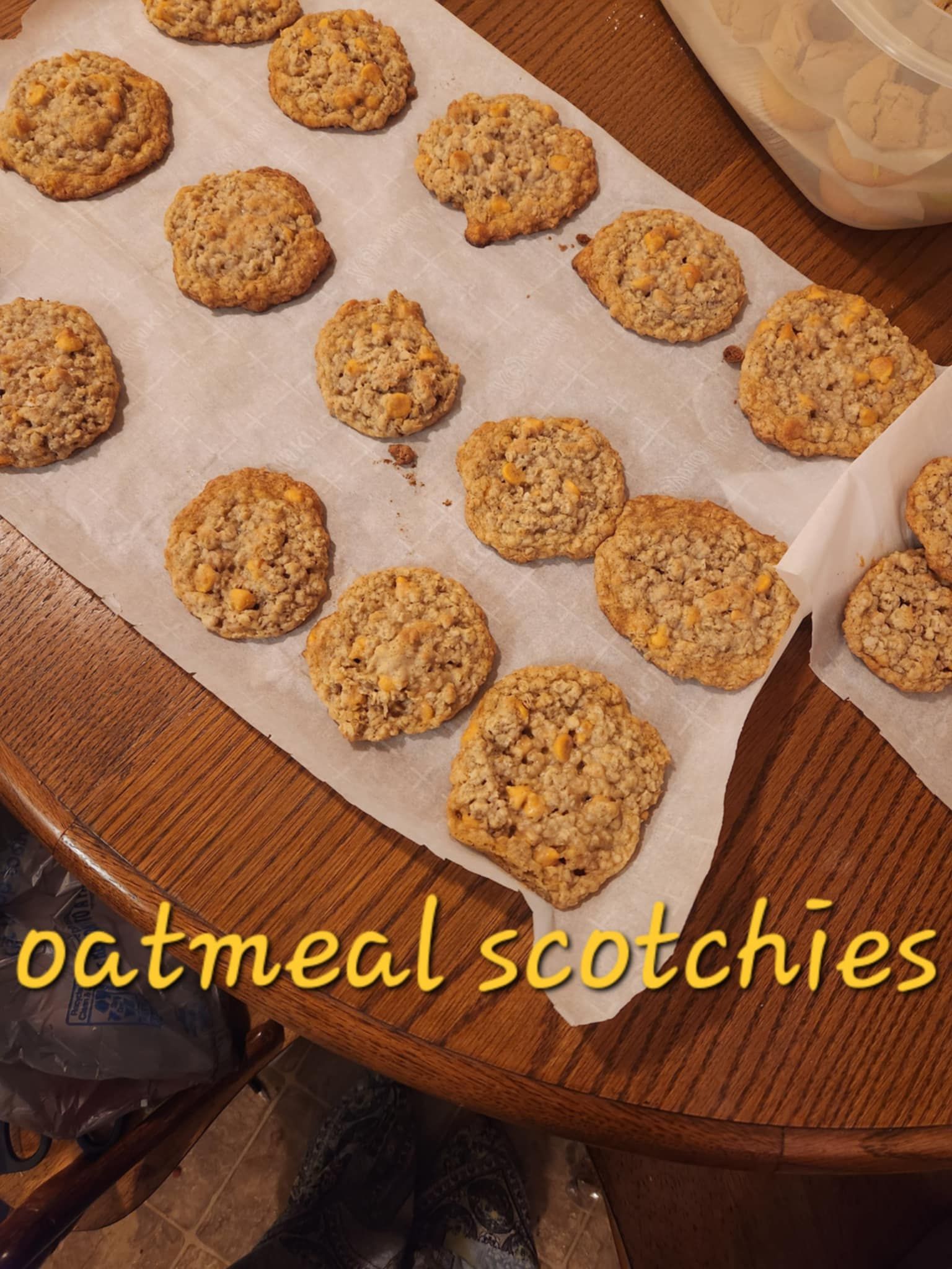 Standard cookies (dozen)