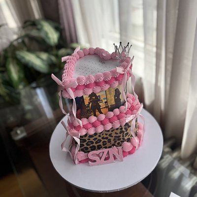 2 Tier Cake (2 Layer Each Tier)