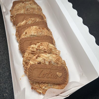 Half Dozen Cookie 