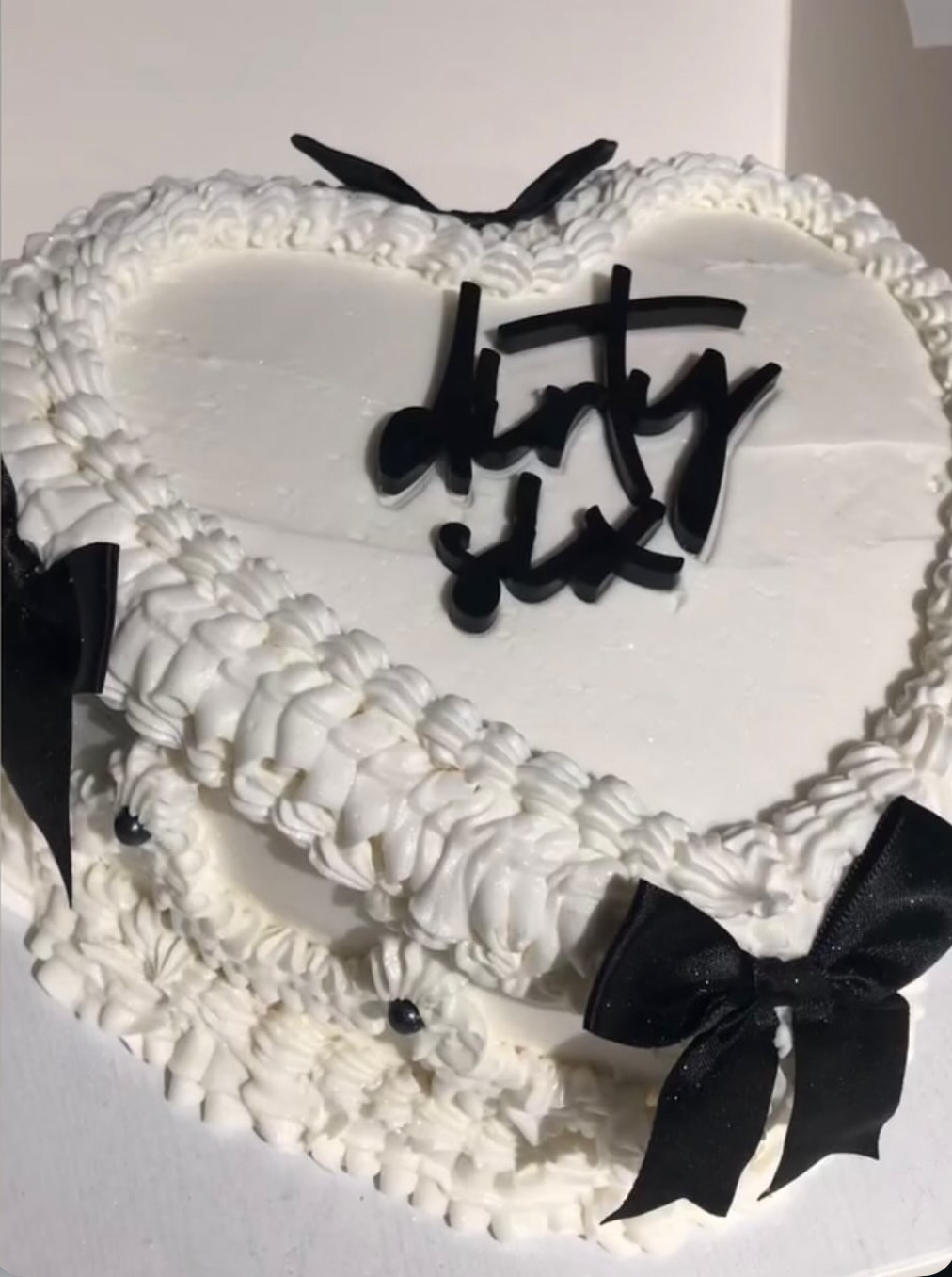 10in Heart Cake 