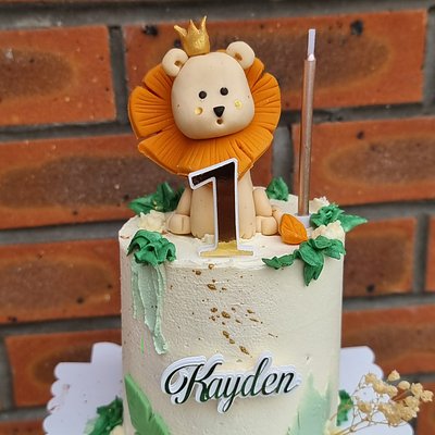 Mini 4inch Cake 4-8 Portions