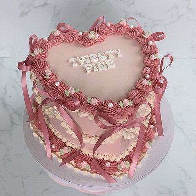 Regular Heart Cake 