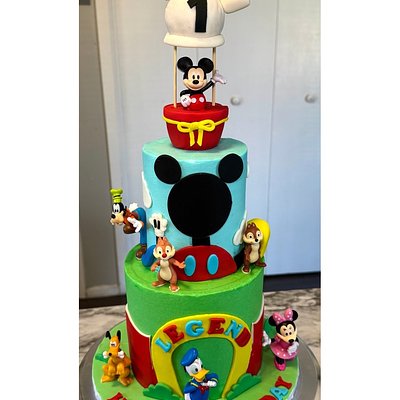 4 & 6in Two-Tiered Cake 