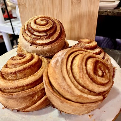 Classic Unfrosted Cinnamon Rolls 