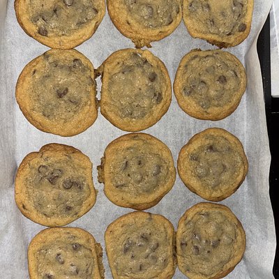1 Dozen Chocolate Chip Cookies 
