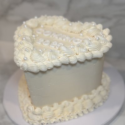 Short Notice 8 Inch Cake 