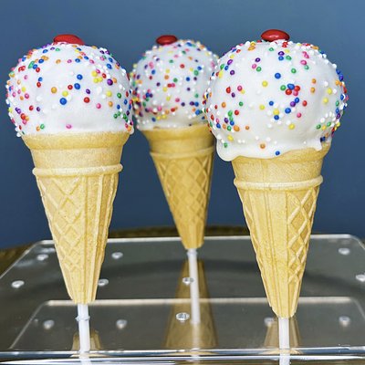 Ice Cream Themed Cakepops