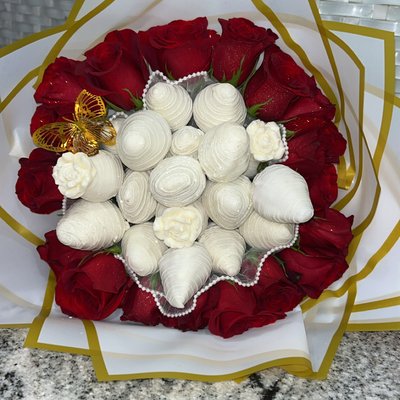Chocolate Covered Strawberries Rose Bouquet 💐 