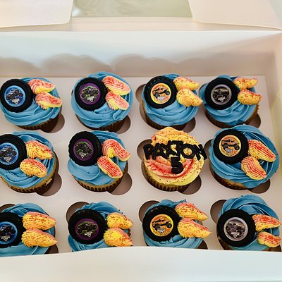  Custom Cupcakes