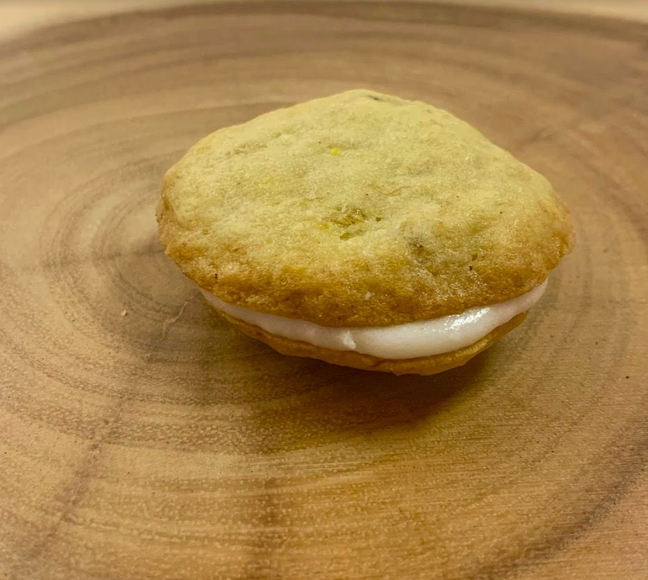 BANANA CREME SANDWICH COOKIES