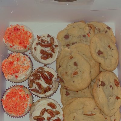 Cookie & Cupcake Bundle