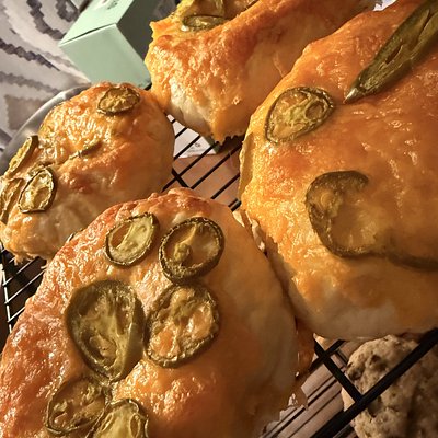 Jalapeño Cheddar Sourdough Bagels