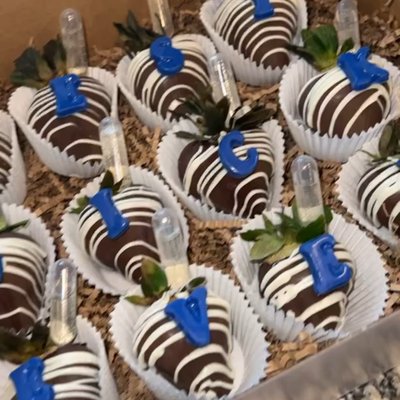 Custom Chocolate Covered Strawberries