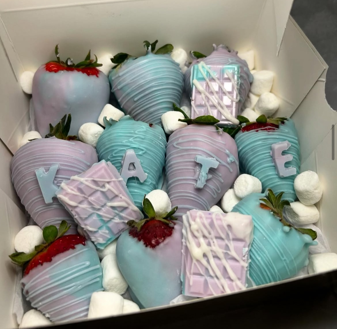 Custom Chocolate Strawberries 