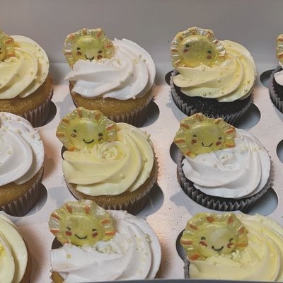 Sun Theme Cupcakes 