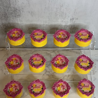Glam Oreos 