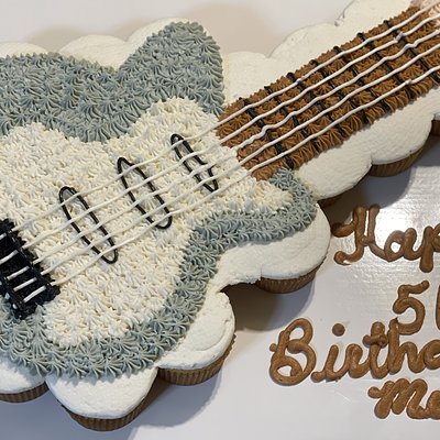 Custom Pull-Apart Cake