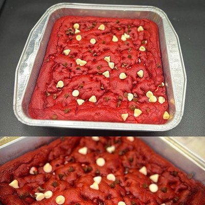 Red Velvet Brownies 