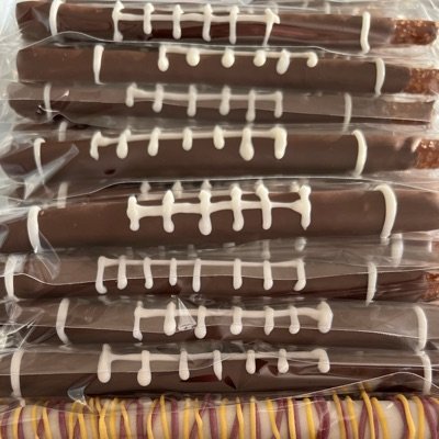 Deluxe Chocolate Covered Pretzel Rods