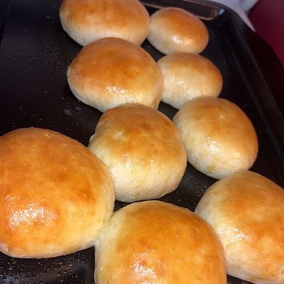 Homemade Yeast Rolls