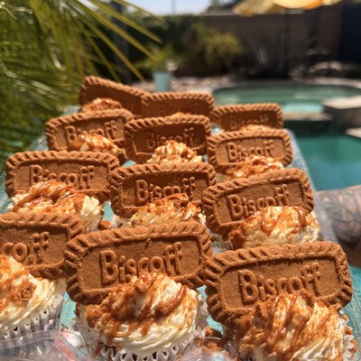 Chocolate Biscoff Cupcakes 🧁 