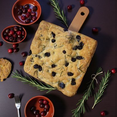 *Rosemary & Cranberry Focaccia Bread (Vegan)