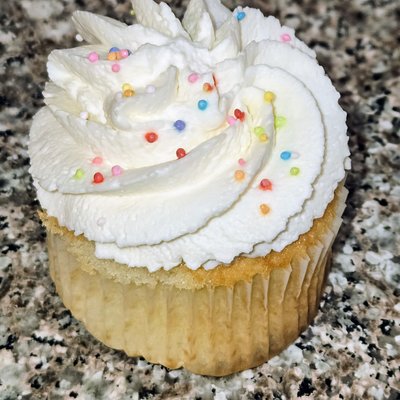 Vanilla Cupcake Filled W/ Pastry Cream; Chantilly Whip cream - 6 Count