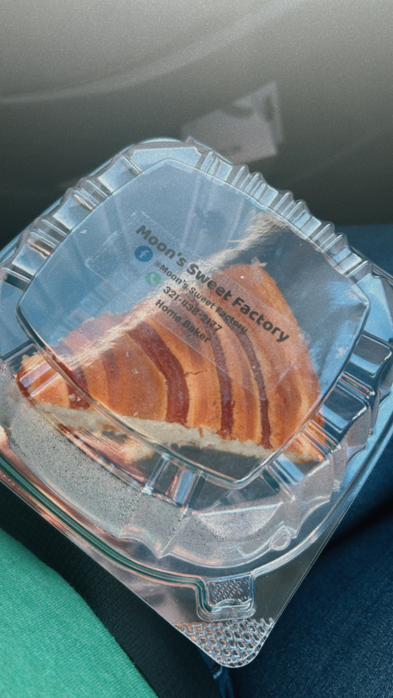Guava cheese cake slice 
