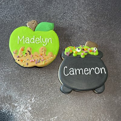 Large Personalized Halloween Cookie-Apple