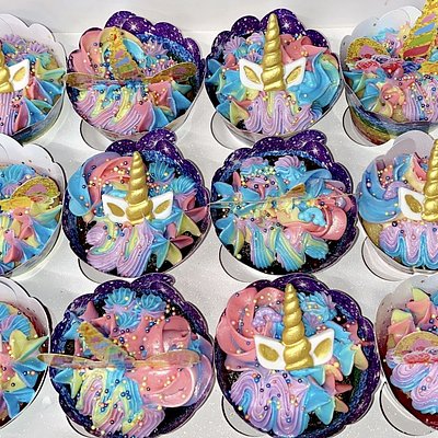 Dozen Decorated Cupcakes