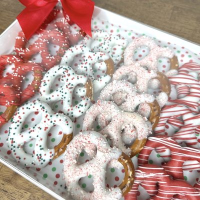 Chocolate Dipped Pretzels 