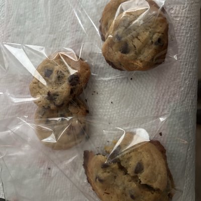Dozen Cookies 