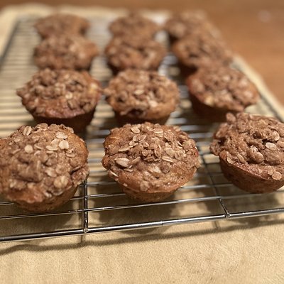 Apple Oatmeal Muffins