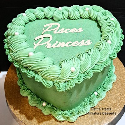 8 Inch 2 Layer (Heart, Round)