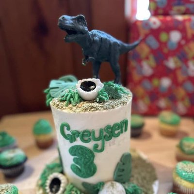 4” Cake