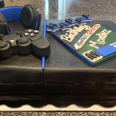 PS3 Theme Cake