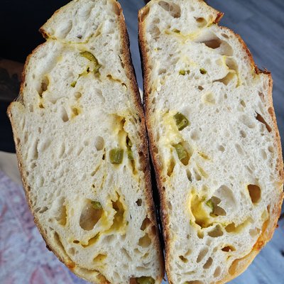 Sourdough - Jalapeno & Cheddar Cheese 