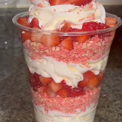 Strawberry Cheesecake Crunch Cups