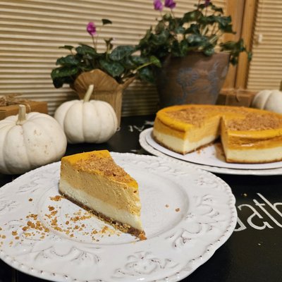 Pumpkin Cheesecake 🥮
