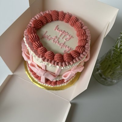 4” baby cake