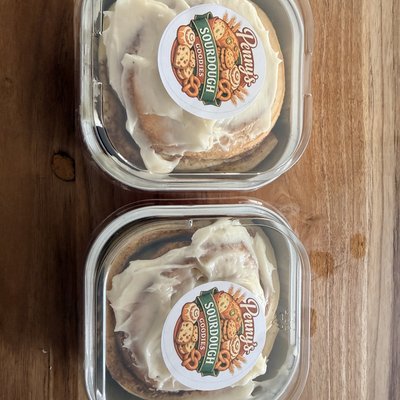 Cinnamon Roll Duo