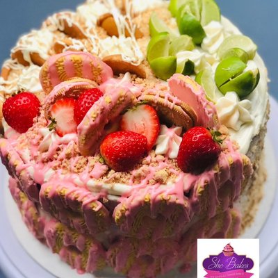 Trifecta Cake (3 Flavors)