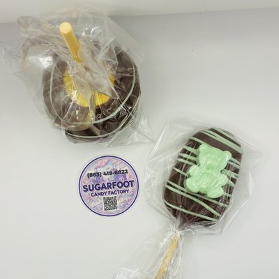A Set Of 12 Cake Pops Red Velvet, Chocolate, Birthday, Sprinkle, Vanilla