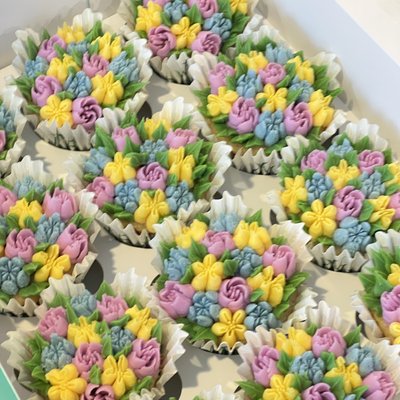 Petite Blooms