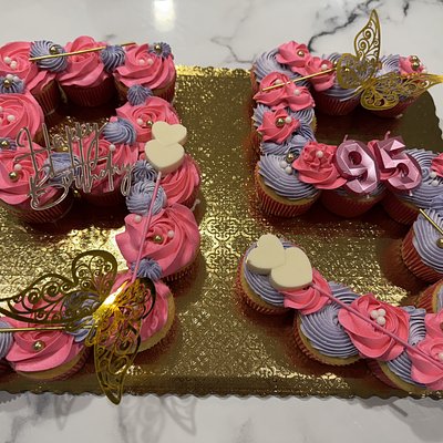 Number Cupcake Cake (2 Numbers)