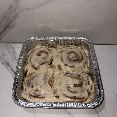 4 Cinnamon Rolls